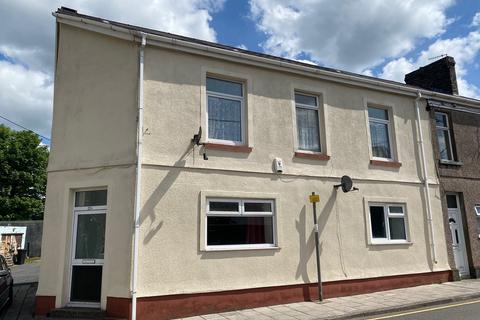 2 bedroom flat for sale, Commercial Road, Resolven, Neath, Neath Port Talbot.