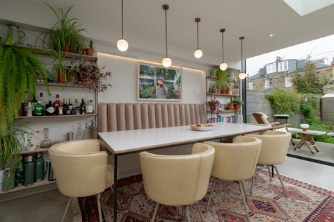 9a Summerside Street, Edinburgh, EH6 4NT