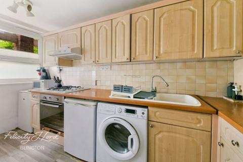 2 bedroom flat for sale, Cedar Court, Essex Road, Islington, N1