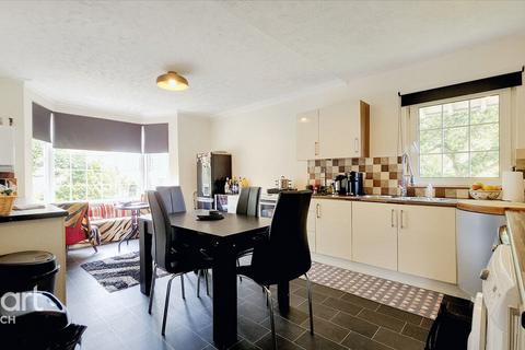 3 bedroom apartment for sale, High Street, Mundesley
