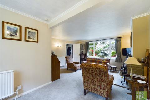 3 bedroom semi-detached house for sale, Hatch Ride, Crowthorne, Berkshire, RG45