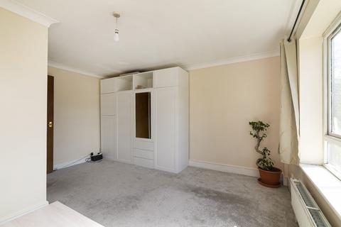 24 Caledonian Wharf, London, E14 3EW