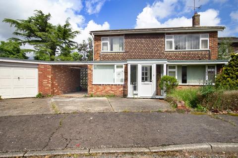 4 bedroom detached house for sale, Mossfield Close, Colchester CO3