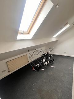 Studio to rent, Hill Top, West Bromwich B70