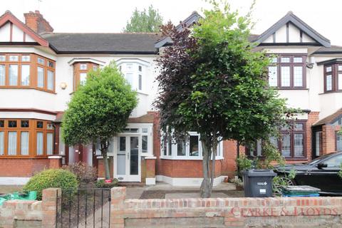 3 bedroom semi-detached house to rent, London E11