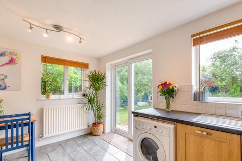 1 Chestnut Drive, Rogiet, Caldicot, NP26 3TH