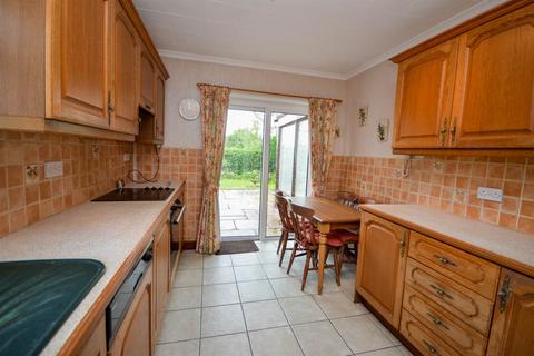 2 bedroom bungalow for sale, Chantry Drive, Wideopen