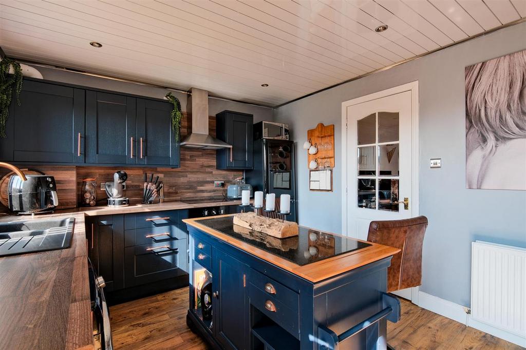 Kitchen / Diner