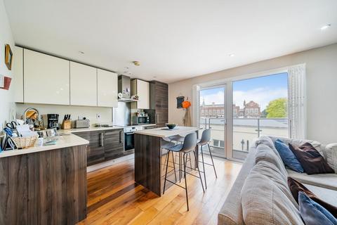 2 bedroom penthouse for sale, Wyfold Road, Fulham