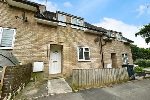 3 bedroom terraced house to rent, Bosham Close, Toothill, Swindon, SN5 8JW