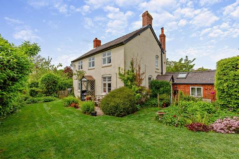 4 bedroom detached house for sale, High Street, Leintwardine, Craven Arms, Shropshire