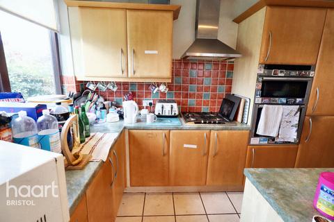 3 bedroom end of terrace house for sale, Risdale Road, Bristol