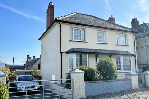 3 bedroom detached house for sale, Celynin Road, Llwyngwril LL37