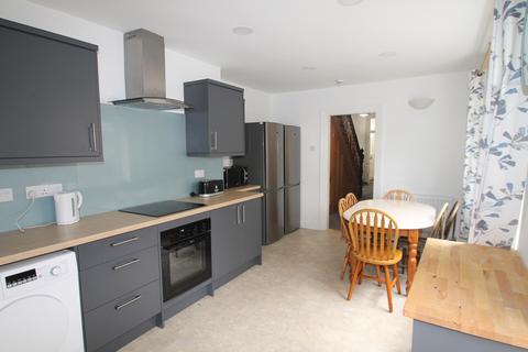 5 bedroom terraced house to rent, Pentillie Crescent, Plymouth PL4