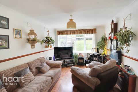 3 bedroom terraced house for sale, Devon Road, Luton