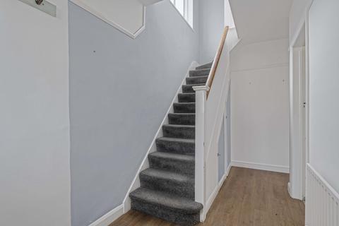 75 Ash Tree Way, Croydon, CR0 7SW