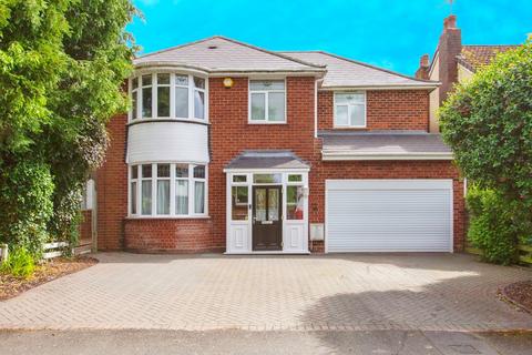 4 bedroom detached house for sale, Victoria Avenue, Halesowen B62