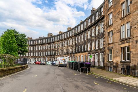 2 bedroom flat for sale, 24/6 Gardner's Crescent, Fountainbridge, Edinburgh, EH3 8DE