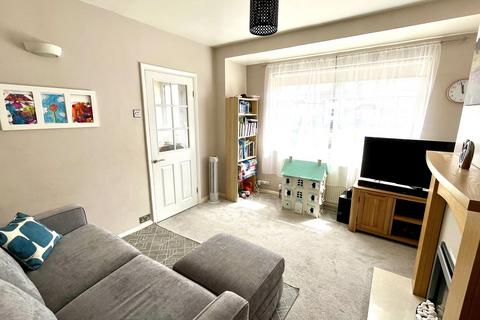 44 Church Lane, Chessington, KT9 2DW