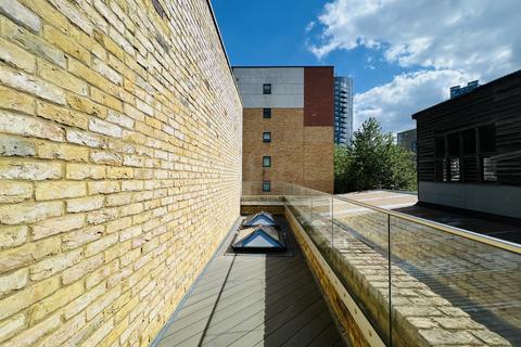 7, Tanners House, 3 - 7 Windmill Lane, London, E15 1PG