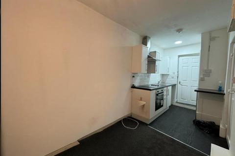 Property to rent, Coventry Street, Kidderminster, Worcestershire, DY10