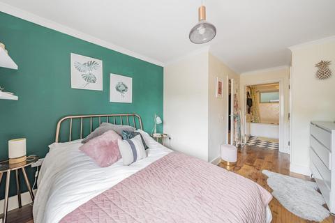 1 bedroom flat for sale, Evan Cook Close, Peckham