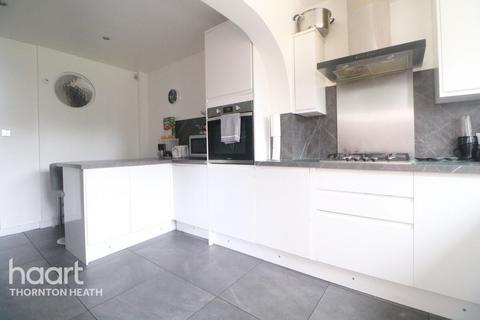 4 bedroom terraced house for sale, Northwood Road, Thornton Heath