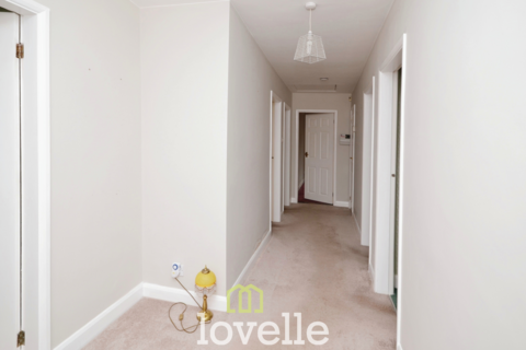 4 Carlton Close, Cleethorpes, DN35 0NP