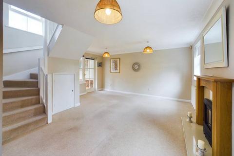3 bedroom end of terrace house for sale, Chepstow Avenue, Berkeley Beverborne, Worcester, Worcestershire, WR4