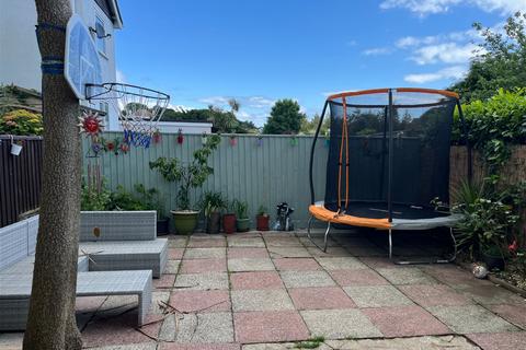 11a Churston Way, Brixham, TQ5 8DE