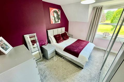 2 bedroom end of terrace house for sale, 5 Dalry Road, Kilbirnie