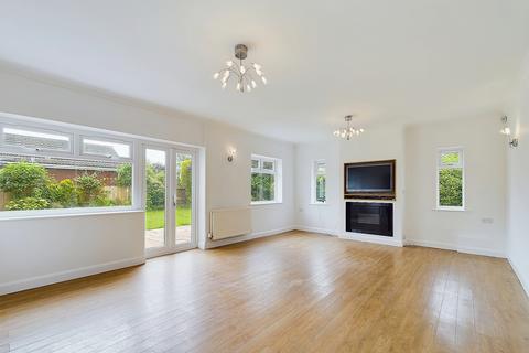 3 bedroom detached bungalow for sale, Gatesheath Drive, Upton-by-Chester, CH2