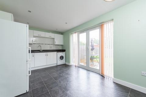 undefined, Woodvale Road, Farnborough, GU14
