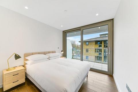 2 bedroom flat to rent, Royal Mint Gardens, London, E1.