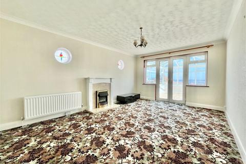 4 bedroom detached bungalow for sale, Lammas Lane, Paignton TQ3