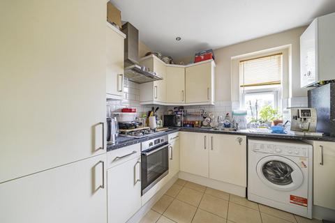 2 bedroom flat for sale, Sidney Avenue, Palmers Green