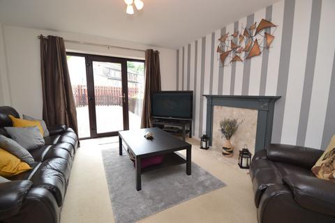 2 bedroom terraced house for sale, Thackley, Thackley BD10