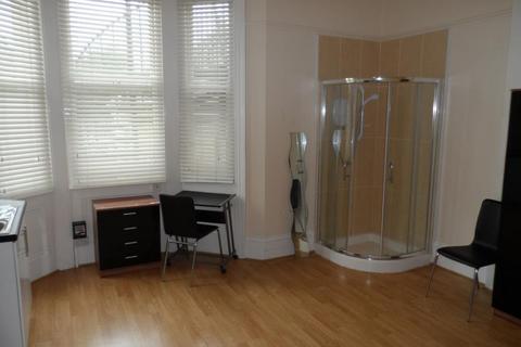 Studio to rent, St Aubyns, Hove, BN3