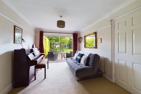3 bedroom semi-detached house for sale, Oxstalls Lane, Longlevens, Gloucester, Gloucestershire, GL2