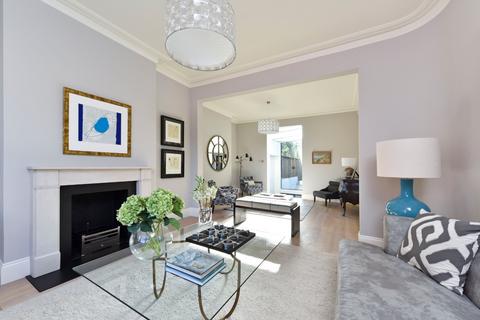 5 bedroom end of terrace house for sale, Broomwood Road, London, SW11