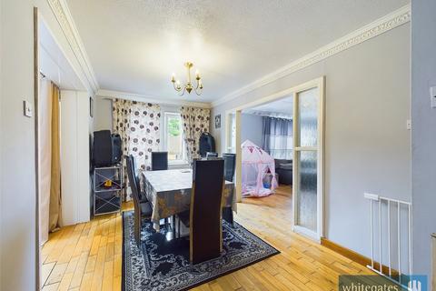 4 bedroom semi-detached house for sale, Colston Close, Bradford, BD8