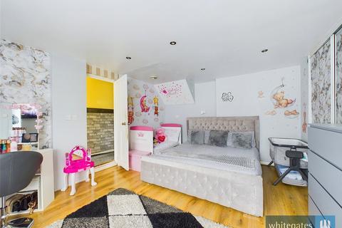 11 Colston Close, Bradford, BD8 0BN