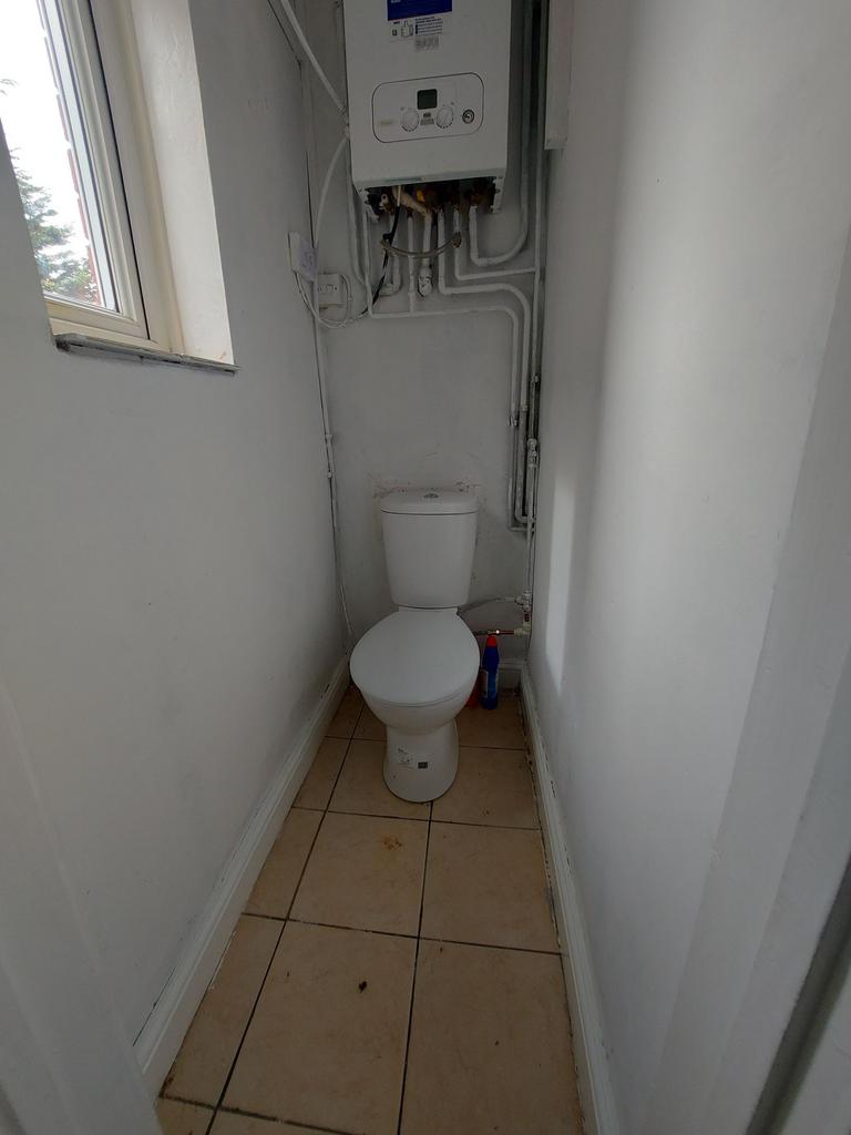 Photograph 7