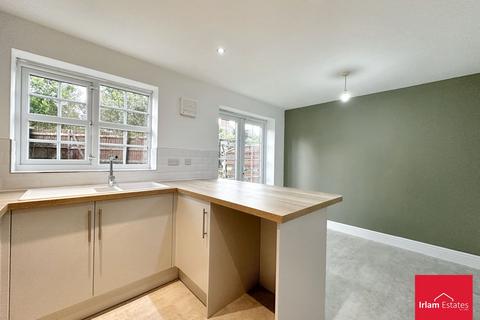 4 bedroom townhouse for sale, Glenmuir Close, Irlam, M44