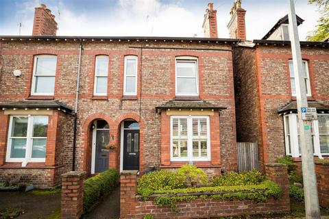 3 bedroom end of terrace house to rent, Wilmslow SK9