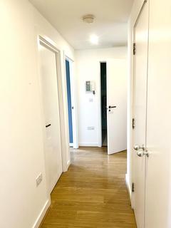 2 bedroom flat for sale, Chadwell Lane, London N8