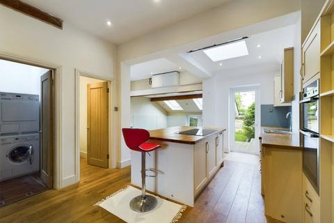 6 bedroom end of terrace house for sale, Bude, Cornwall