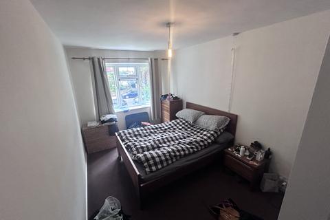 1 bedroom flat to rent, Marien Court , 45 The Avenue, E4
