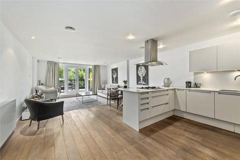 3 bedroom apartment for sale, Petersham Road, Richmond, TW10