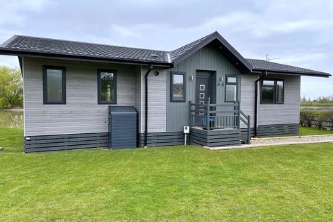 2 bedroom lodge for sale, Ashby-cum Fenby North Lincolnshire